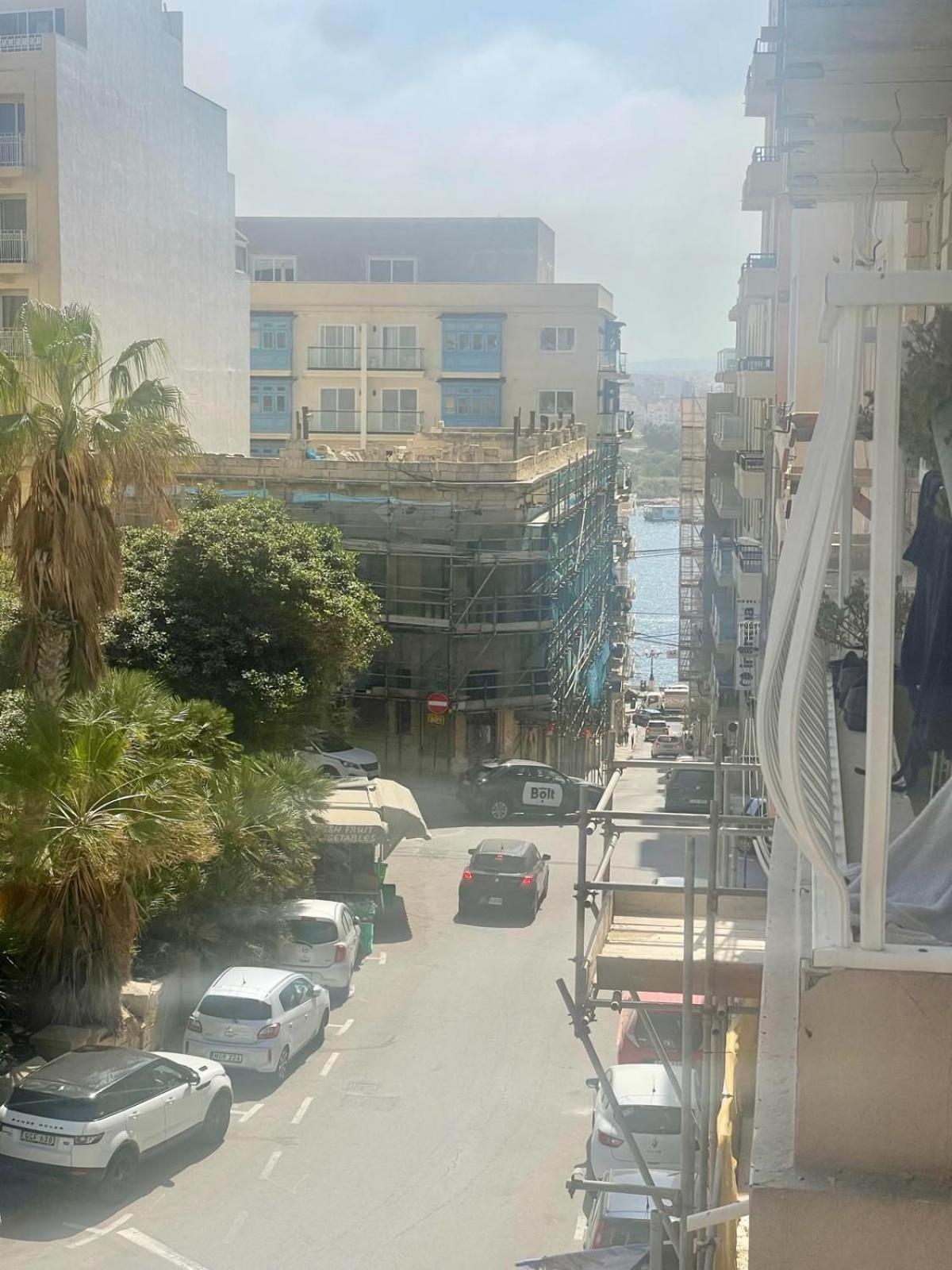 Aron Seaviews Apartment Sliema Exteriör bild