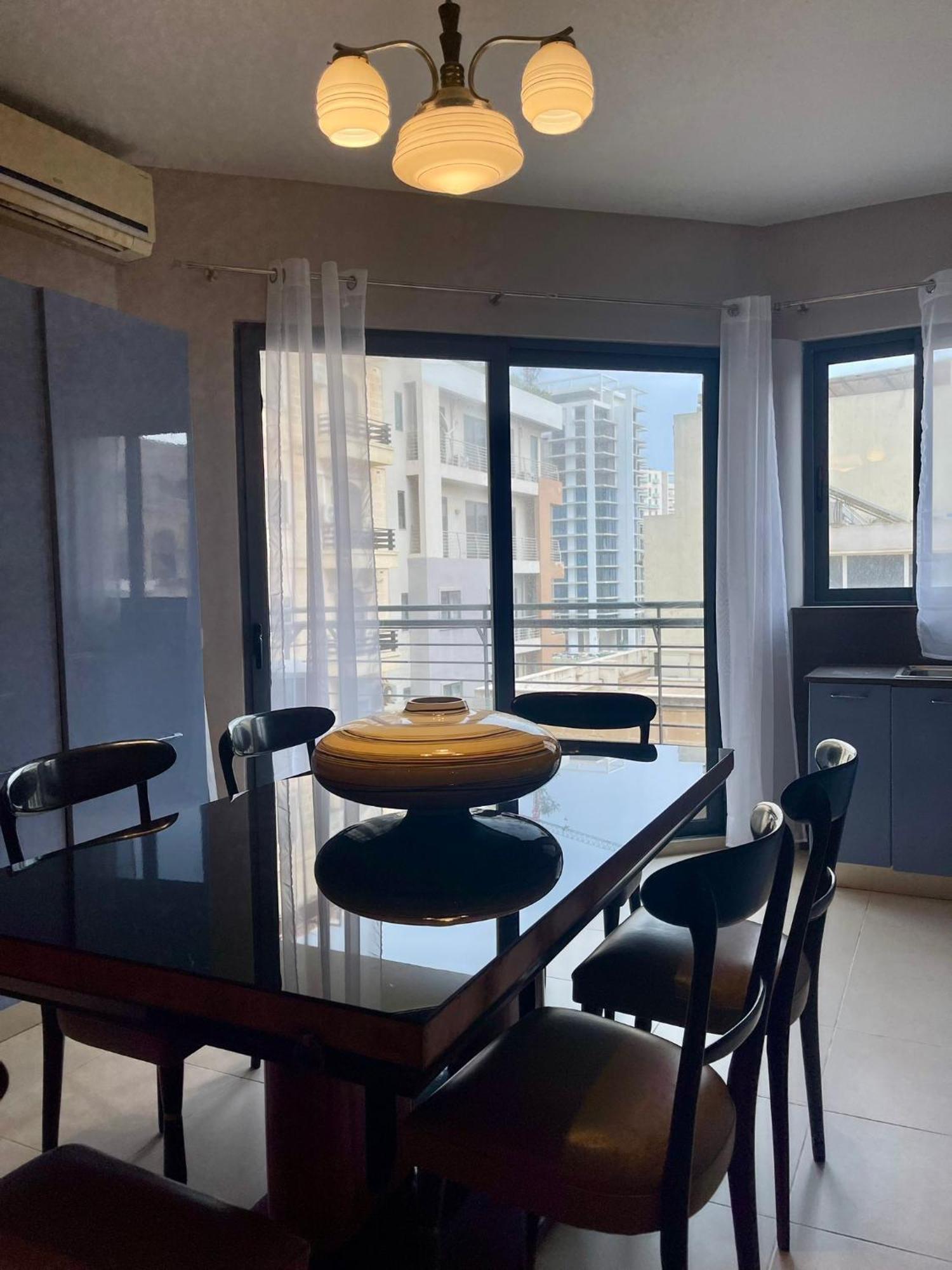 Aron Seaviews Apartment Sliema Exteriör bild