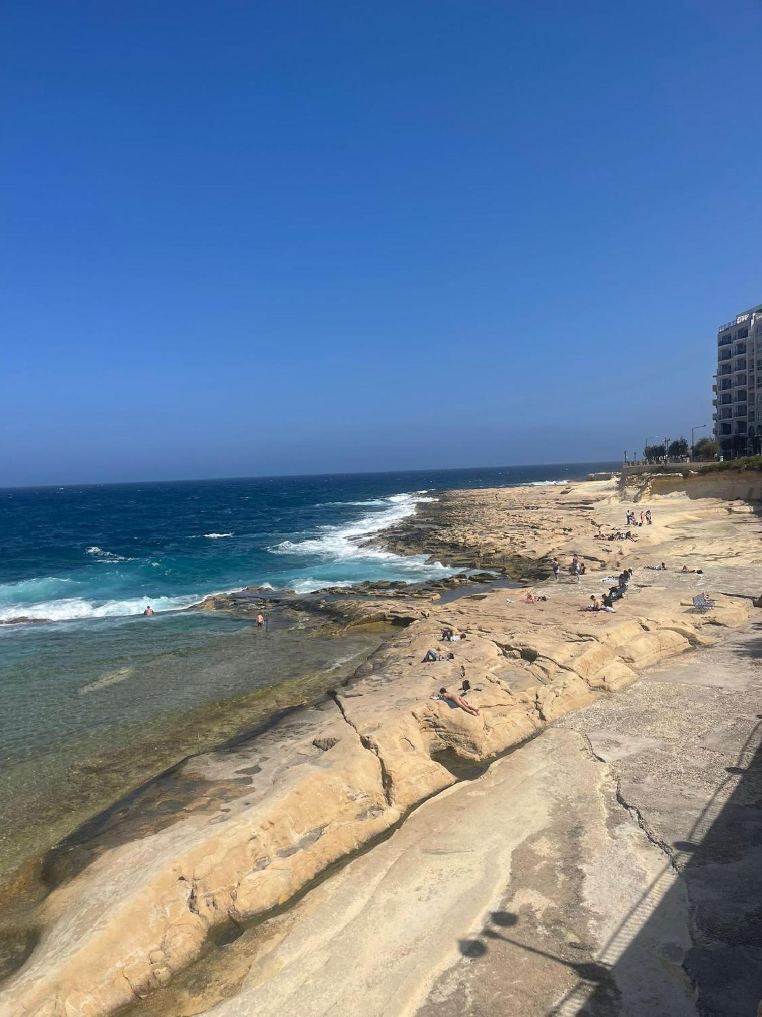 Aron Seaviews Apartment Sliema Exteriör bild